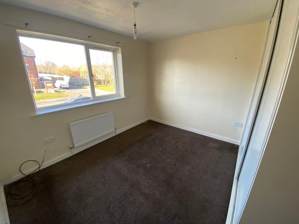 Property image 6 of 9