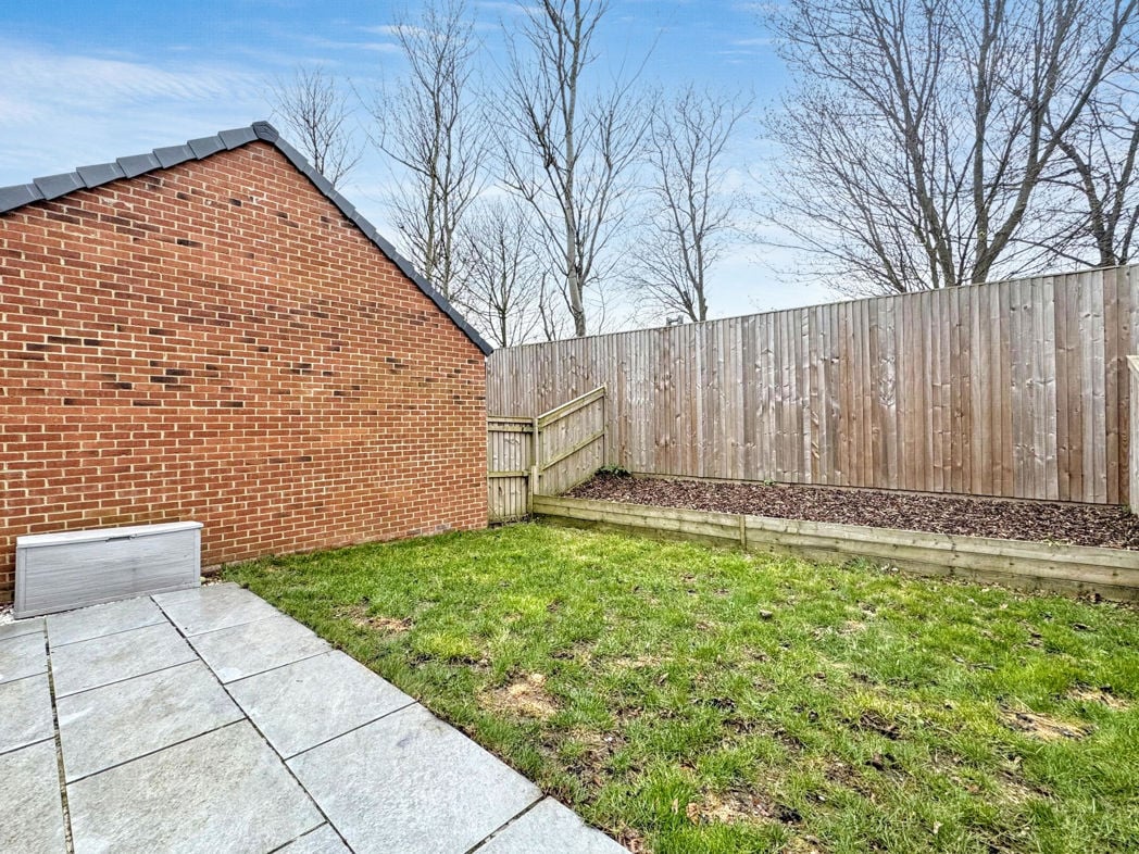 Property image 17 of 19