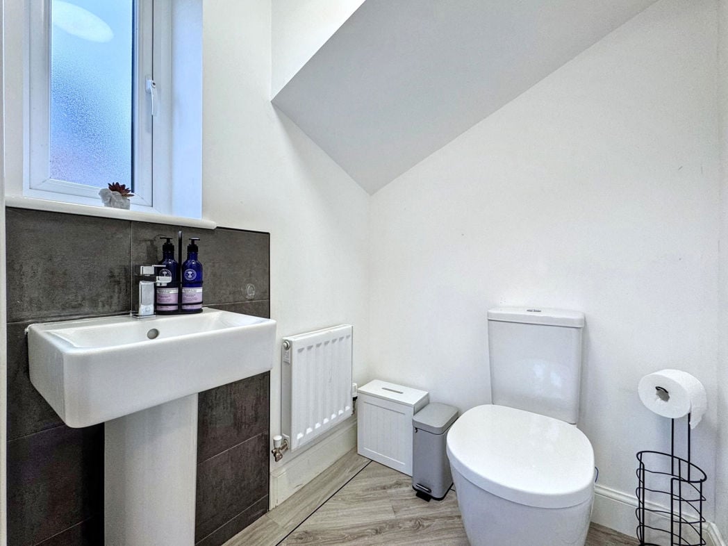 Property image 4 of 19