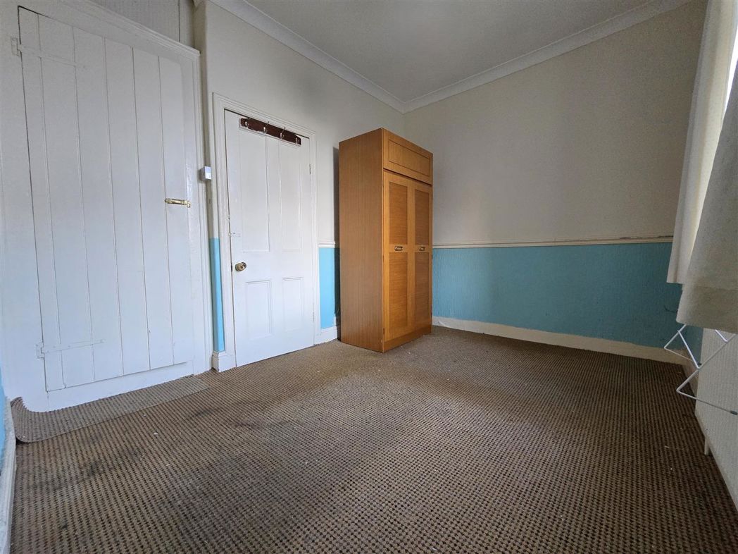 Property image 7 of 11