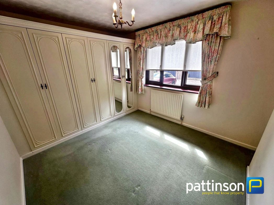 Property image 12 of 19