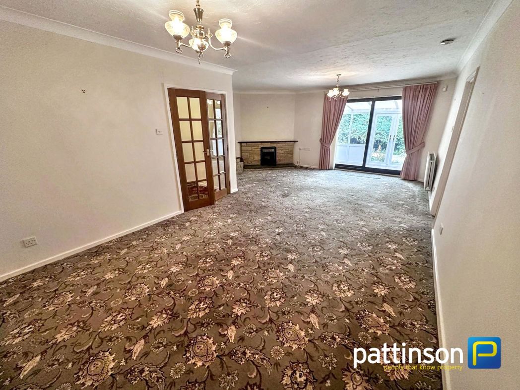 Property image 3 of 19