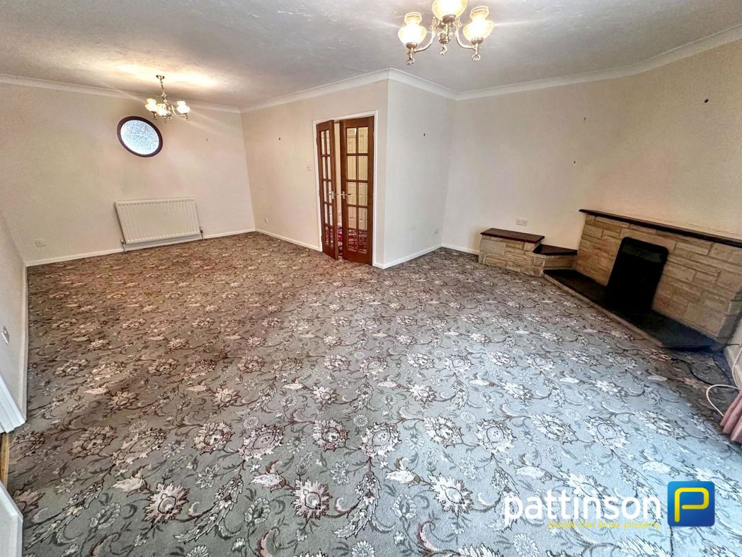 Property image 4 of 19