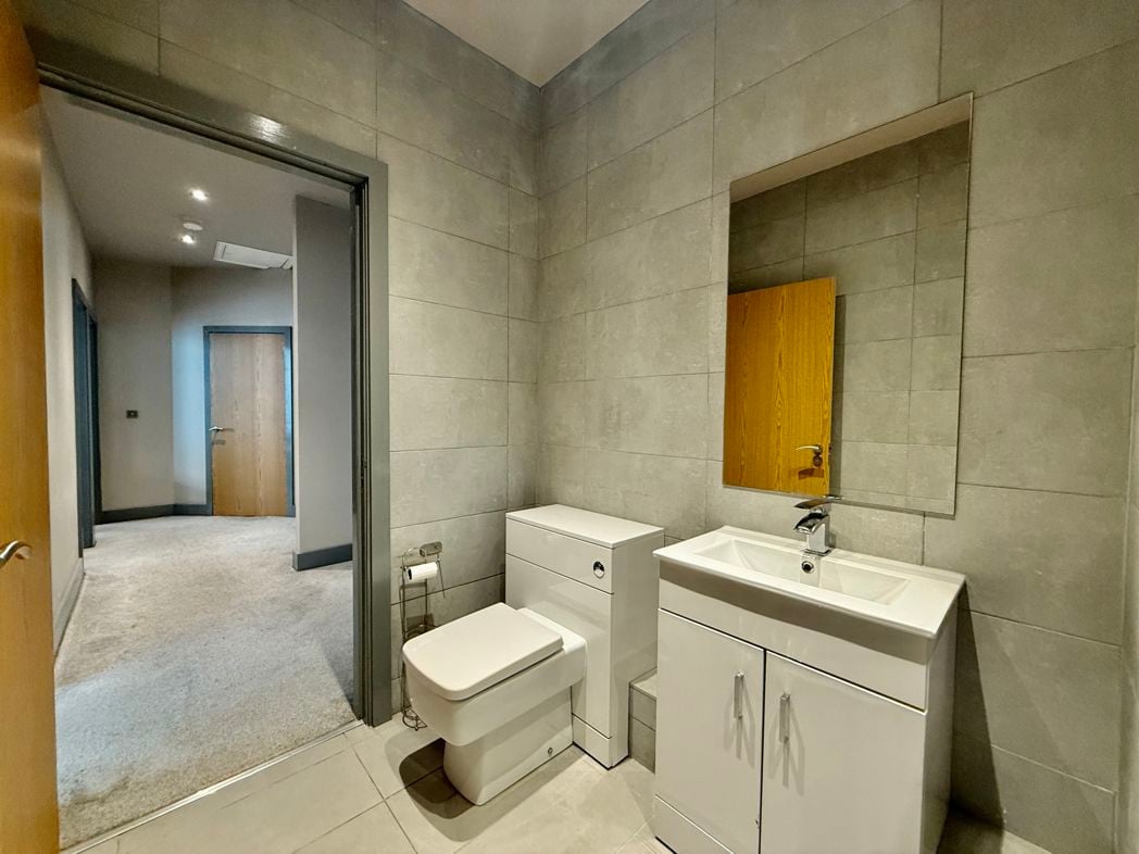 Property image 7 of 15
