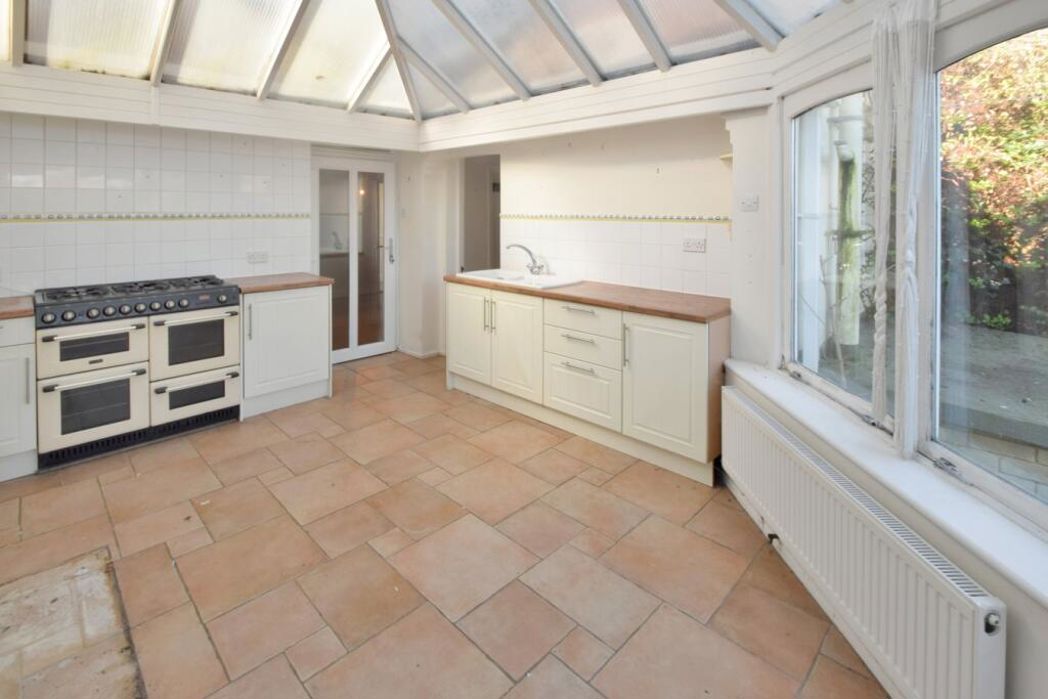 Property image 2 of 11