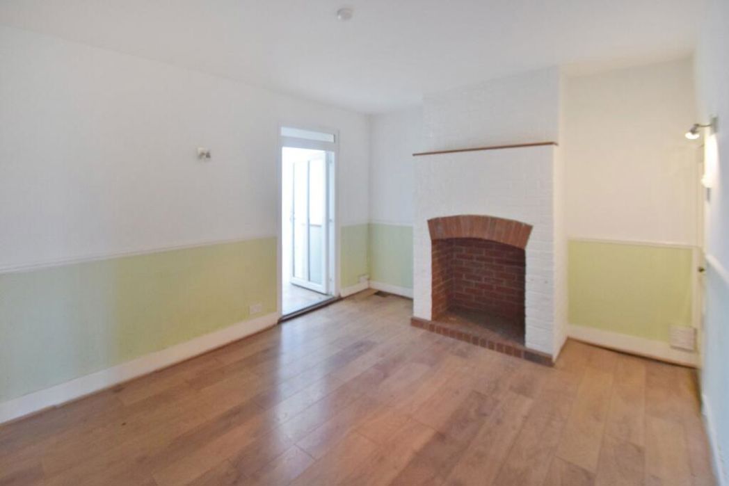 Property image 10 of 11