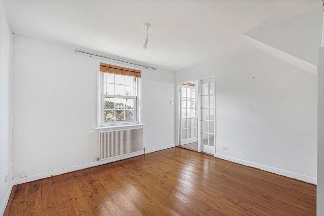 Property image 4 of 16