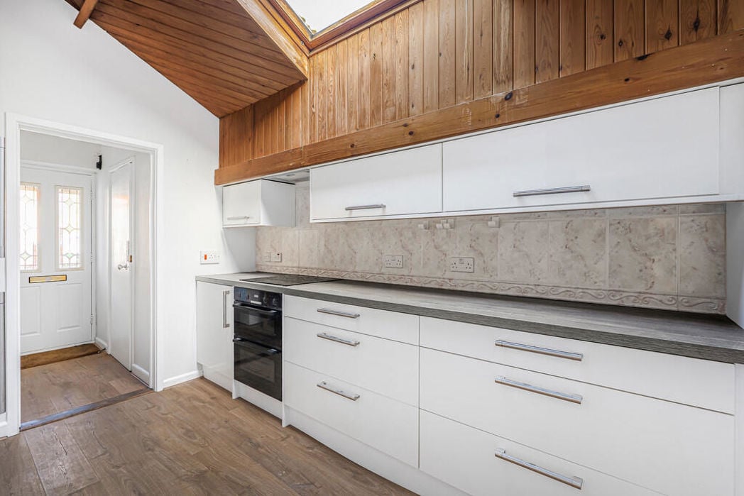 Property image 3 of 16
