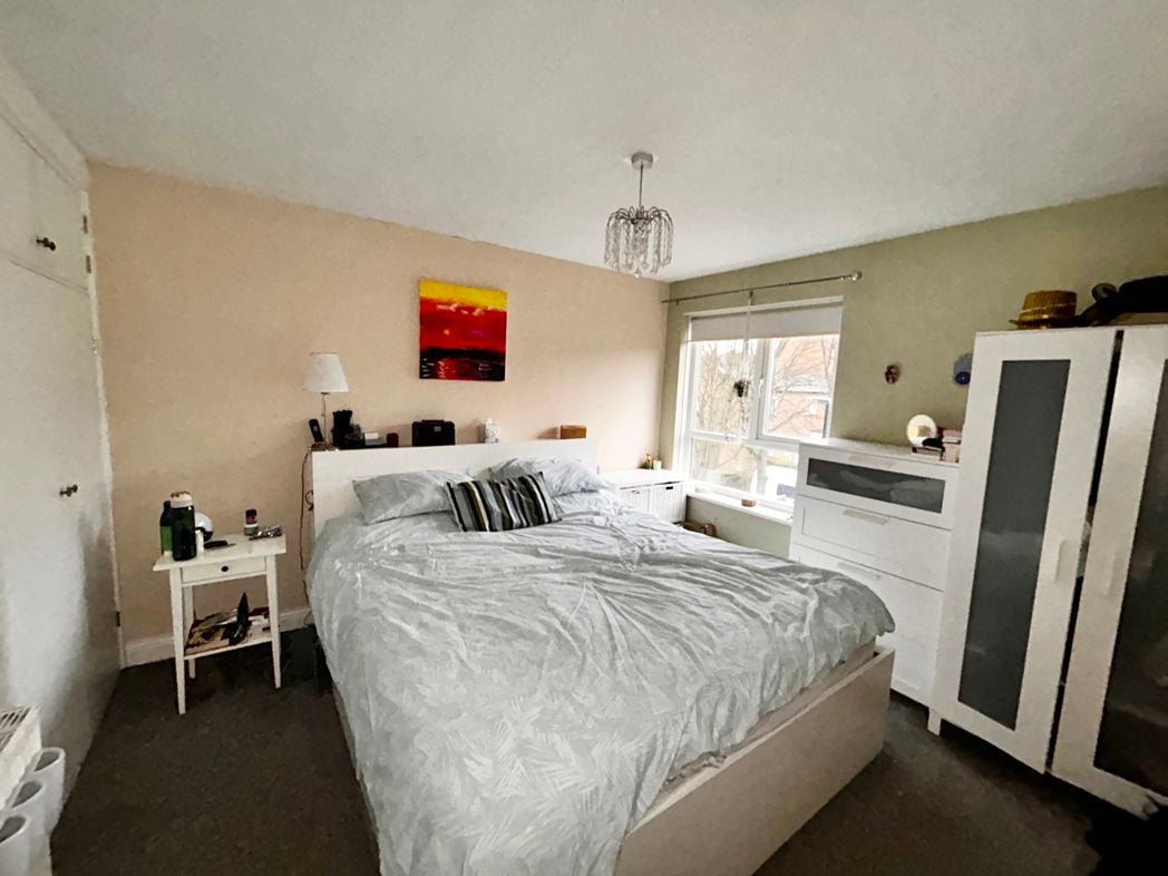 Property image 12 of 17