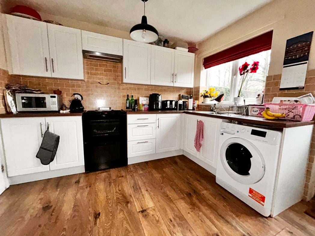 Property image 4 of 17