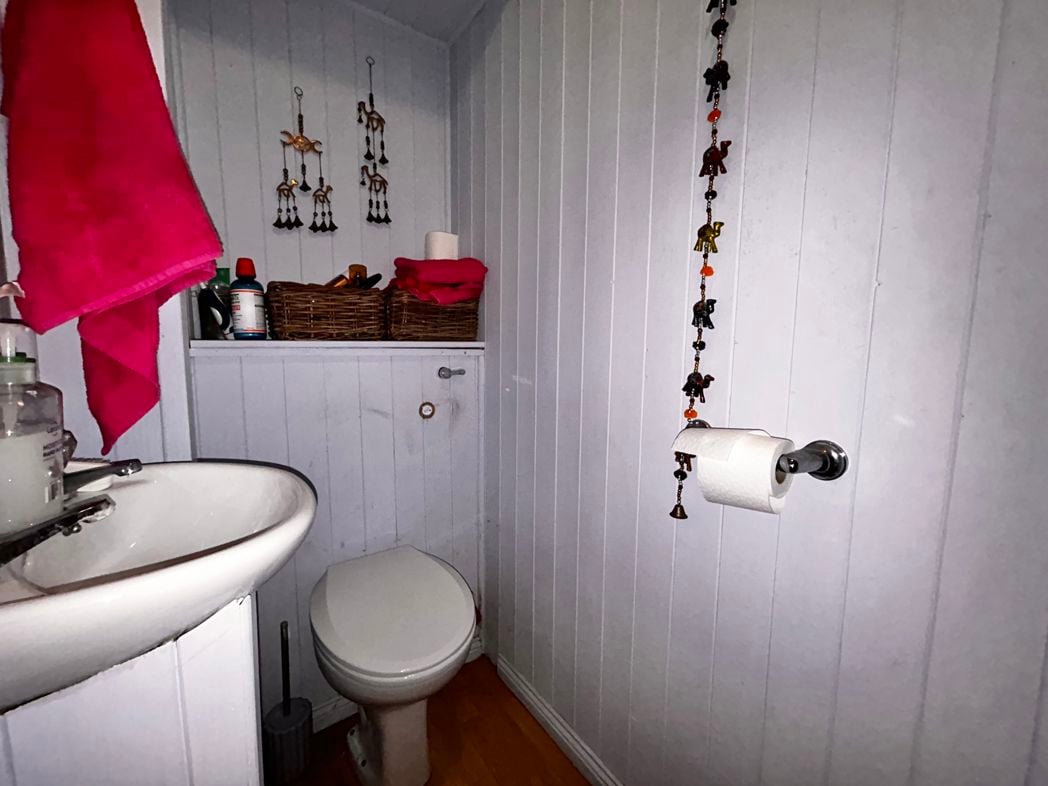 Property image 7 of 17