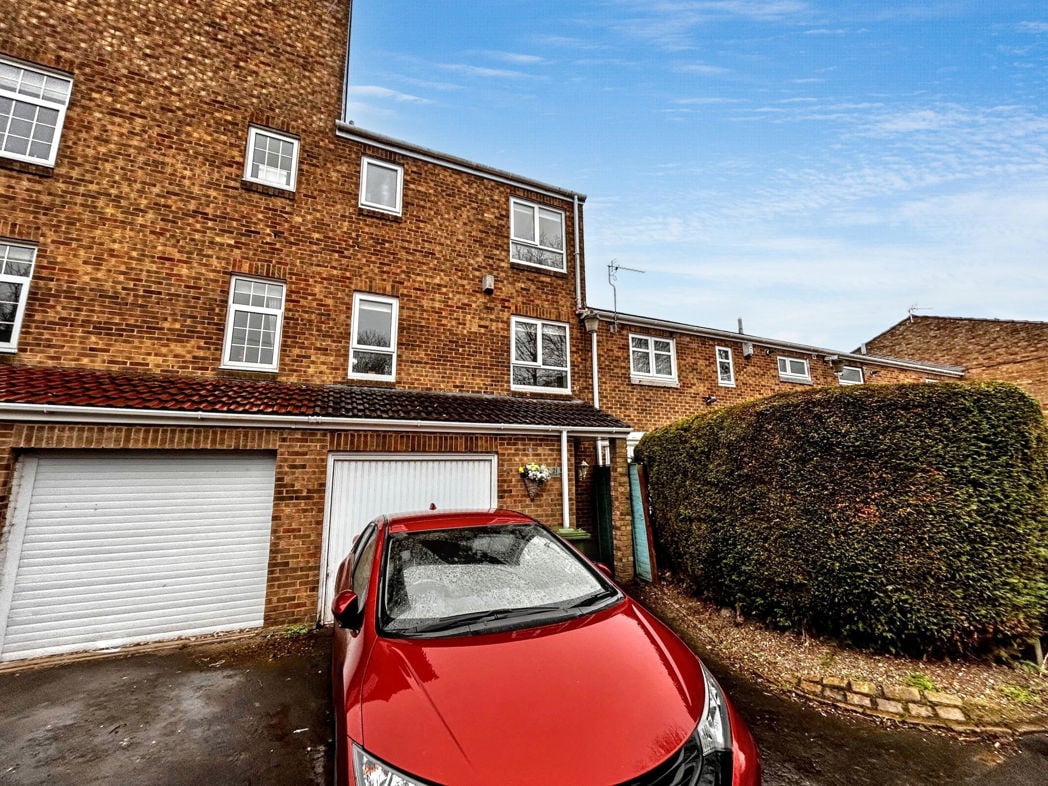 Property image 1 of 17