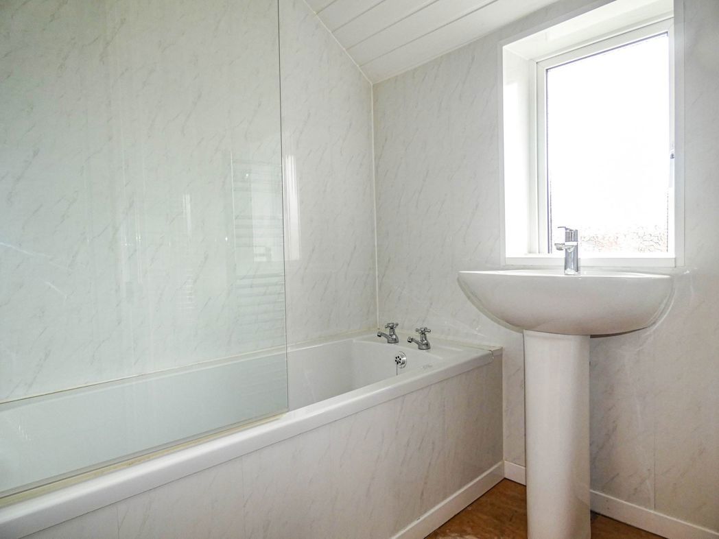 Property image 3 of 8