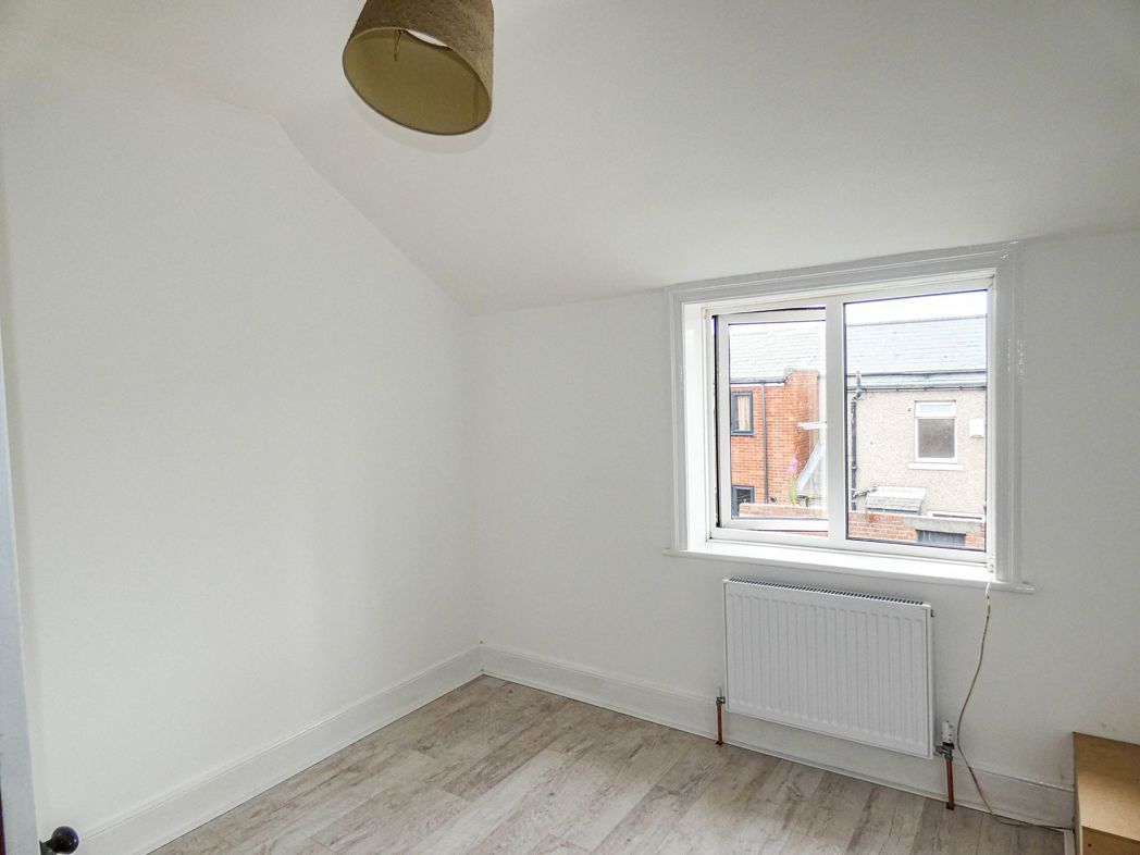 Property image 6 of 8