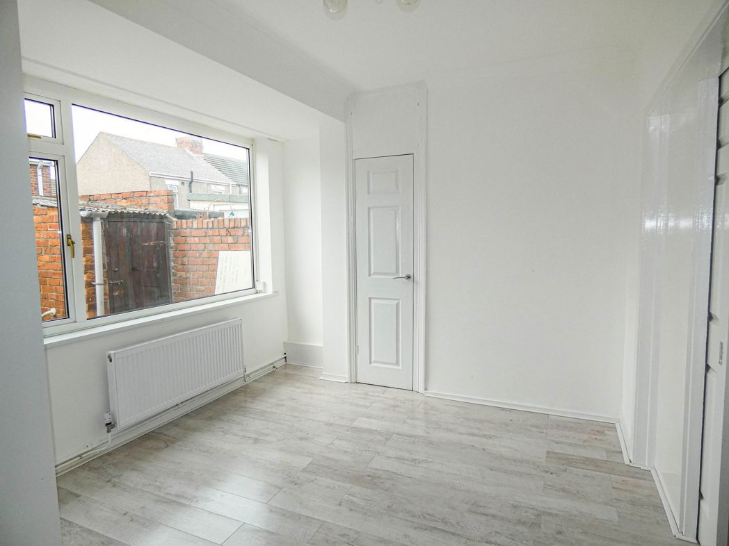 Property image 5 of 8