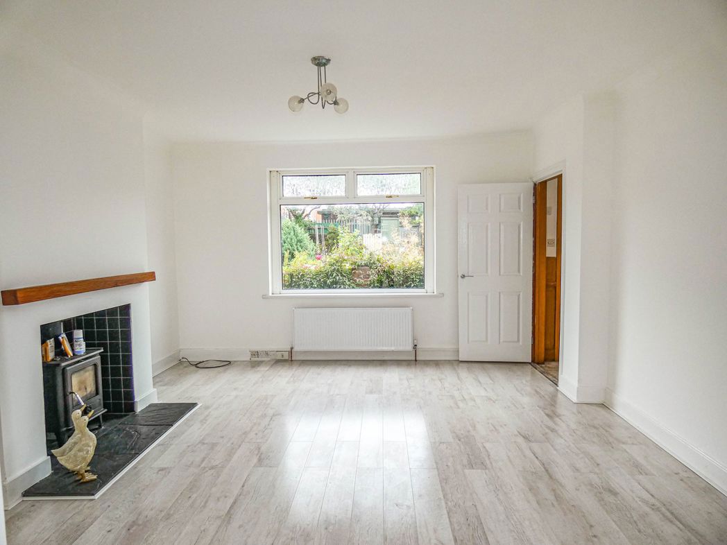 Property image 4 of 8