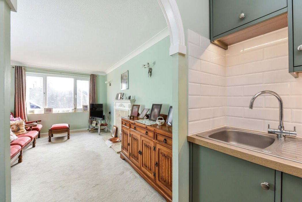 Property image 6 of 20