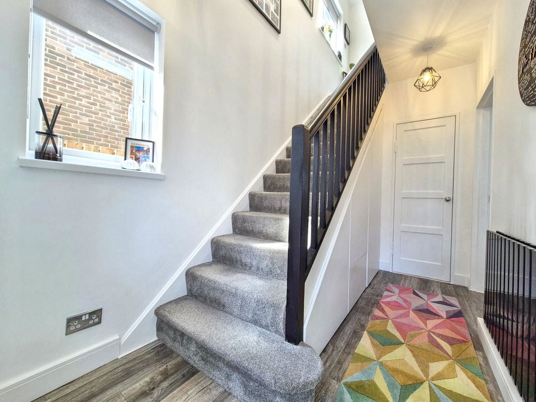 Property image 6 of 23