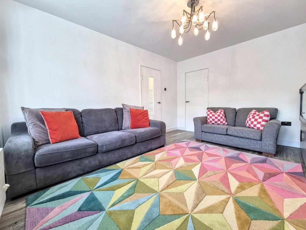 Property image 7 of 23
