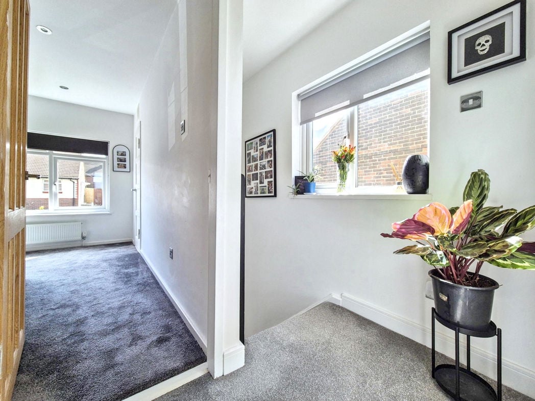 Property image 10 of 23