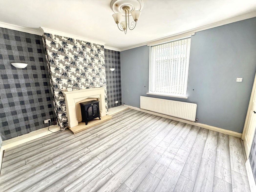 Property image 2 of 10