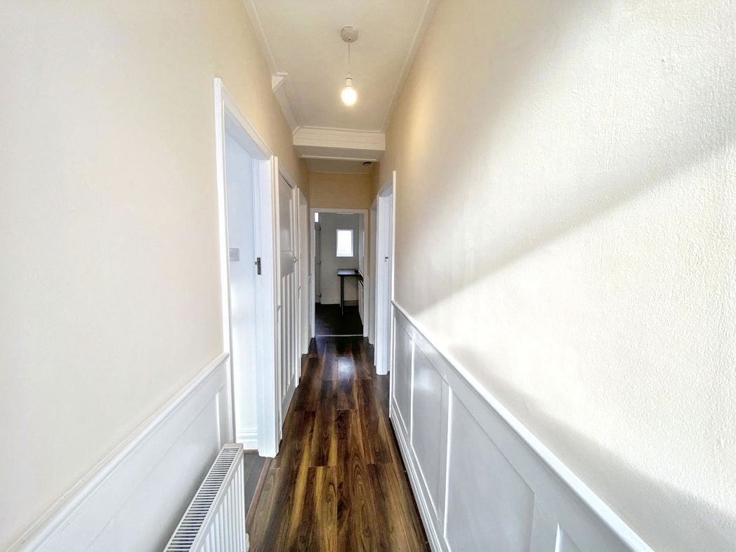 Property image 3 of 13