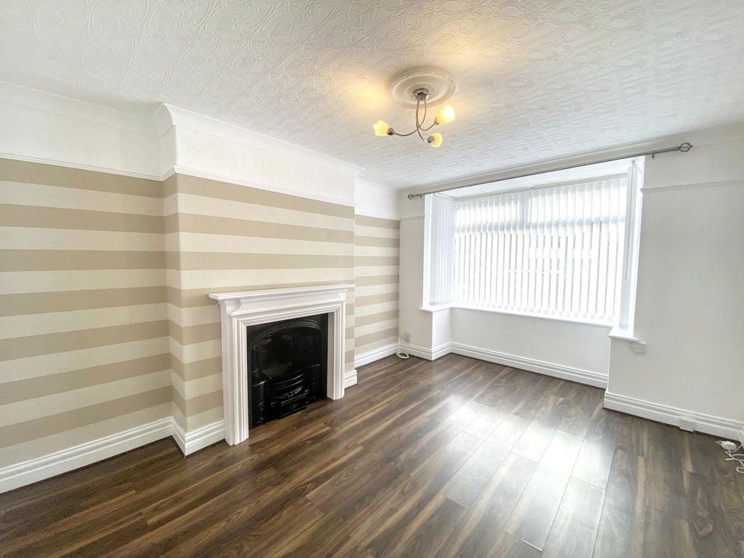 Property image 4 of 13