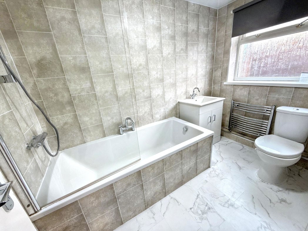Property image 10 of 11