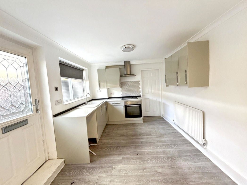 Property image 7 of 11