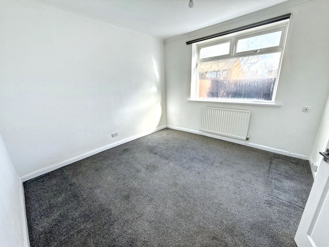 Property image 8 of 11