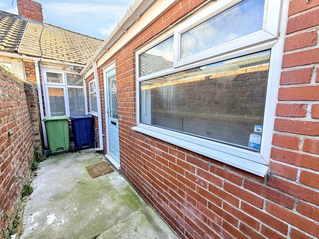 Property image 11 of 11