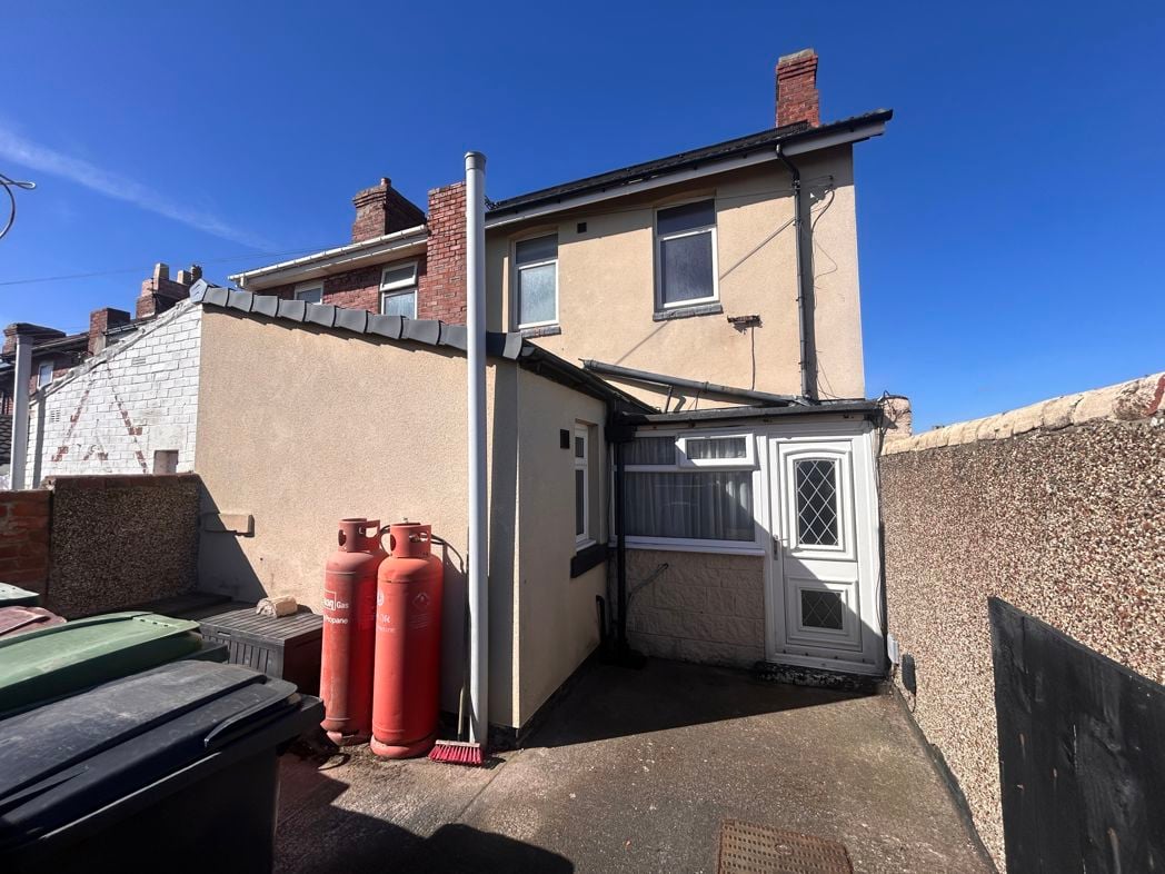 Property image 15 of 18