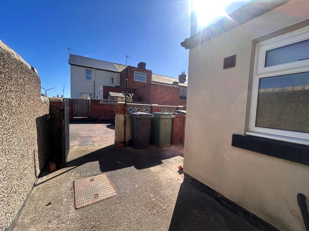 Property image 16 of 18