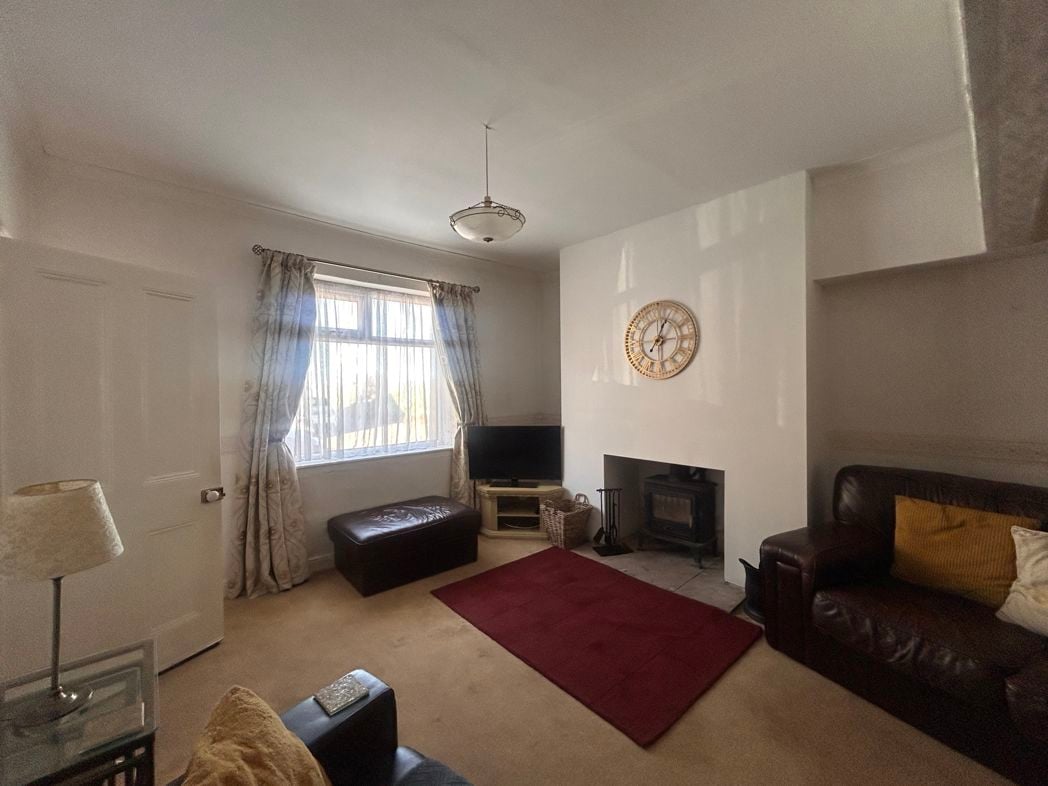 Property image 2 of 18