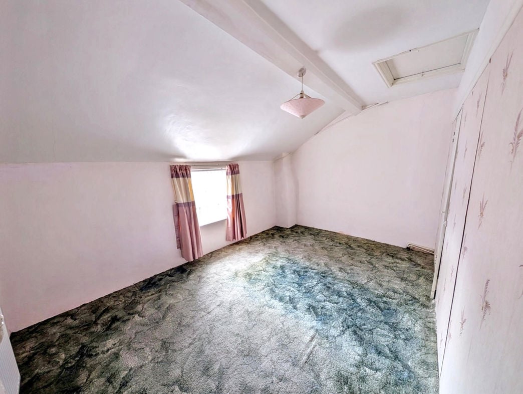 Property image 6 of 8