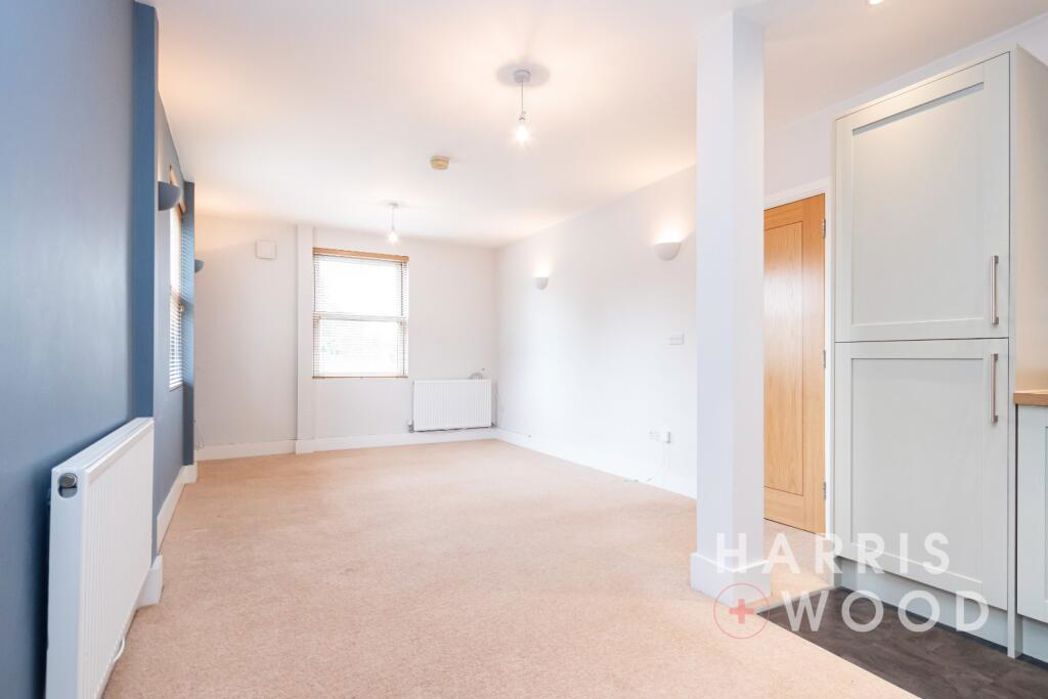 Property image 5 of 9