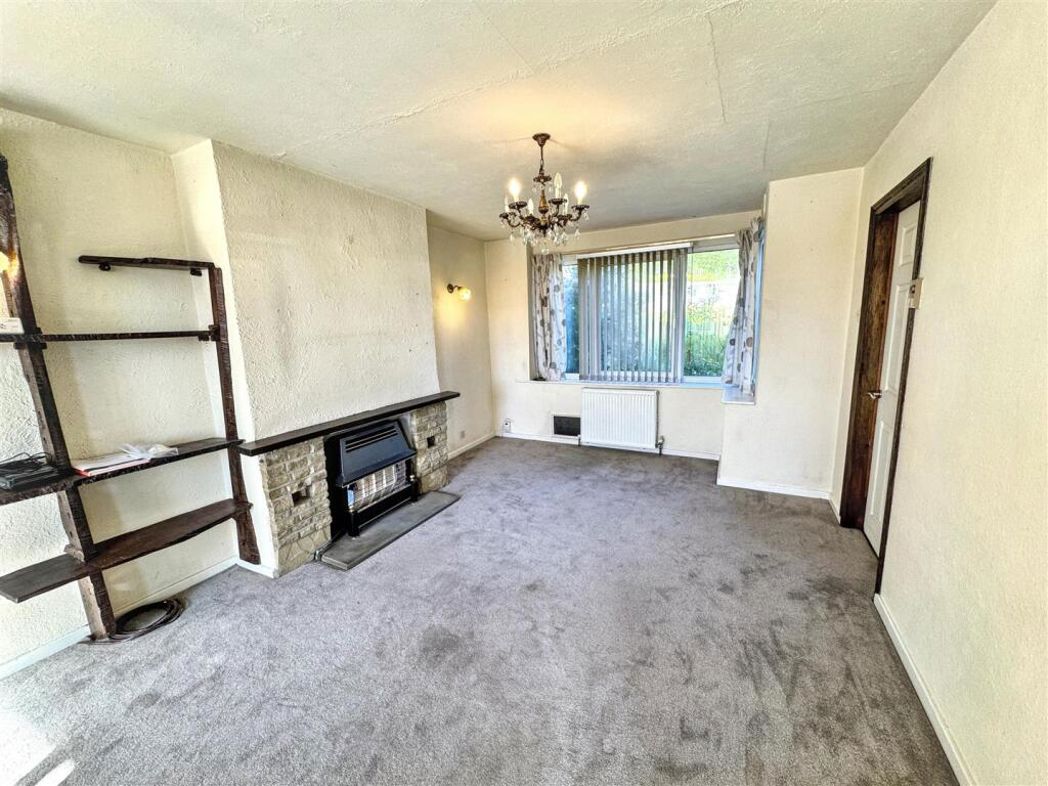 Property image 2 of 16