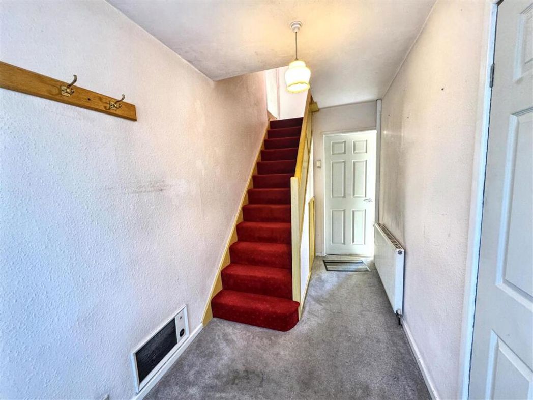 Property image 5 of 16