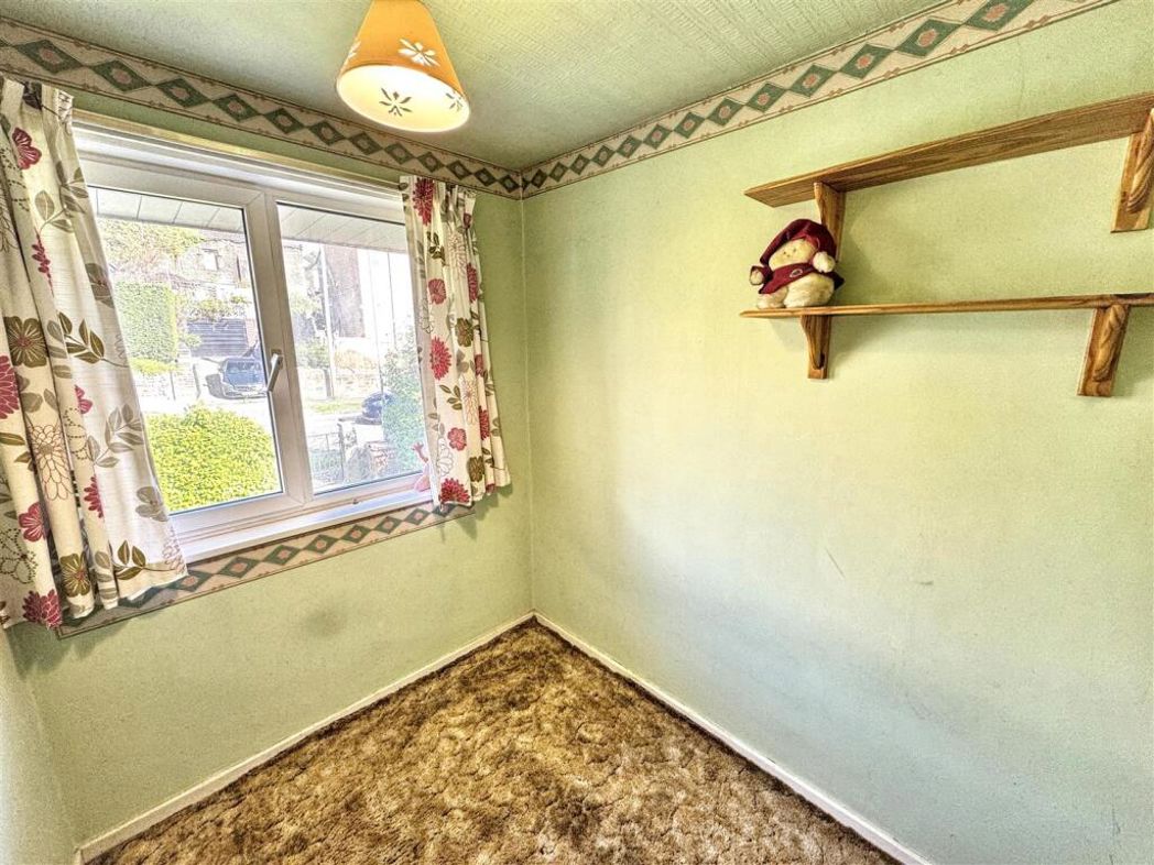 Property image 12 of 16