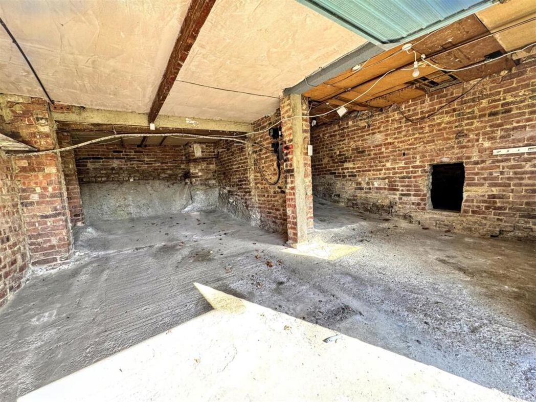 Property image 16 of 16