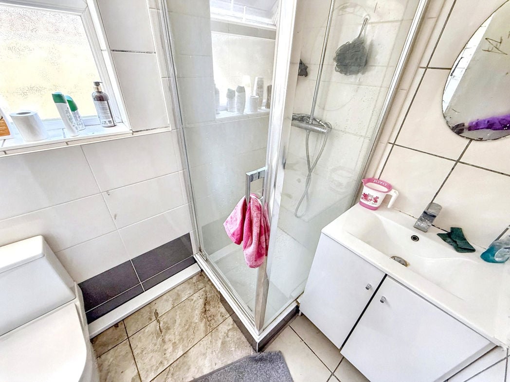 Property image 7 of 11