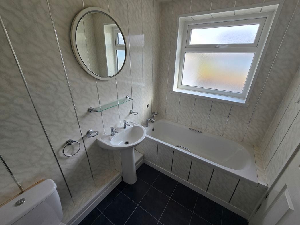 Property image 7 of 10