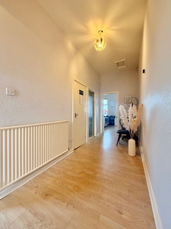Property image 7 of 17