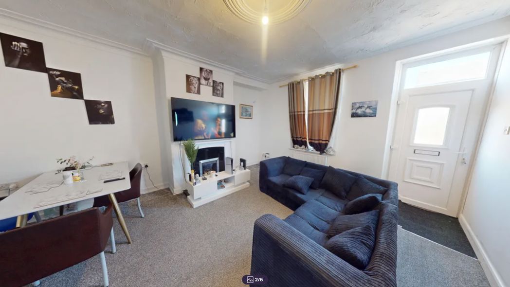 Property image 2 of 6
