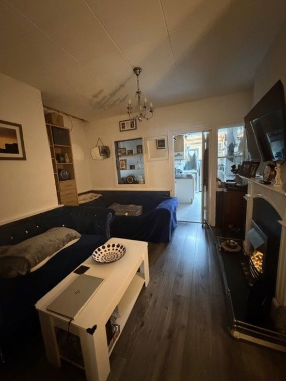 Property image 2 of 20