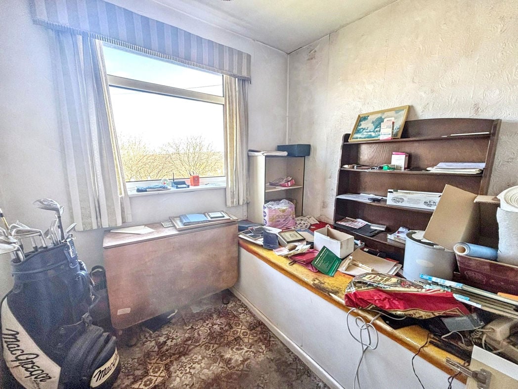Property image 7 of 9