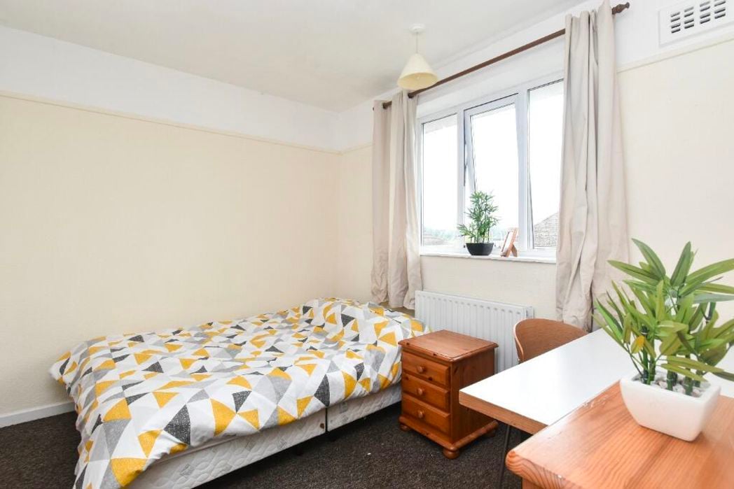 Property image 10 of 17