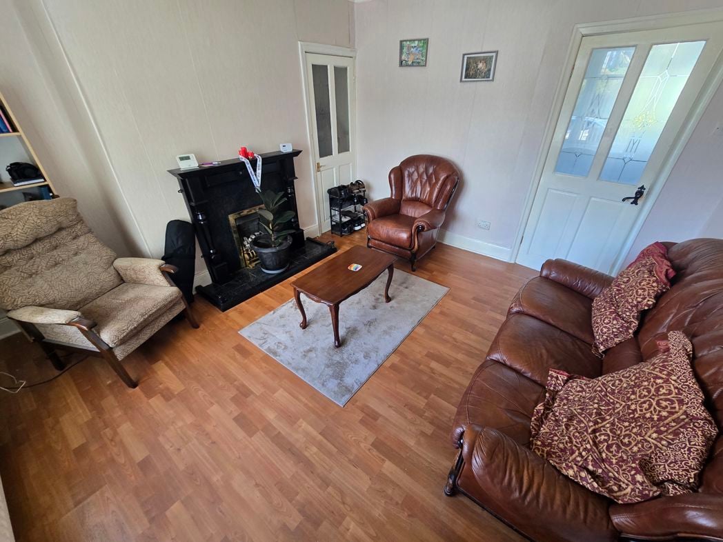 Property image 4 of 13