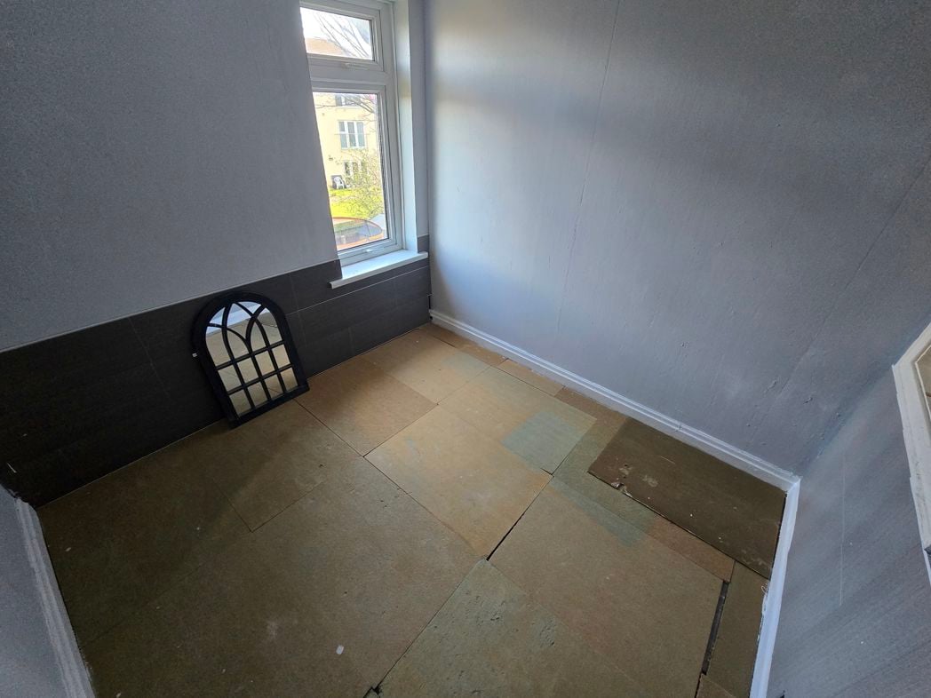 Property image 10 of 13