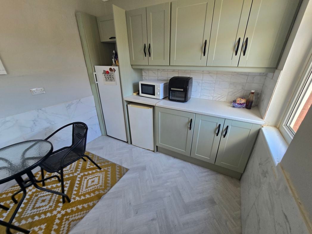 Property image 6 of 13